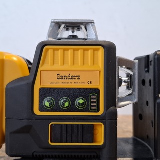 Accu laser | 12 lijnen, Geel, 2026